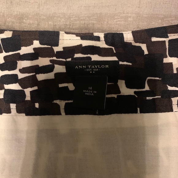 Ann Taylor skirt, size 14. - Picture 3 of 4